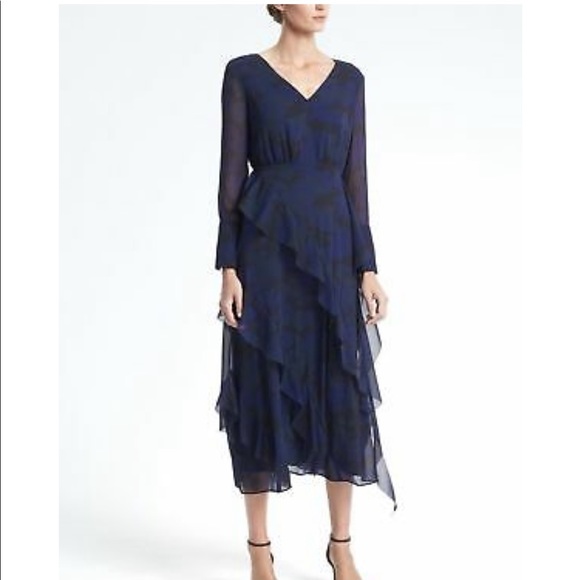 Banana Republic Dresses & Skirts - Banana Republic mini / maxi dress navy ruffle 0